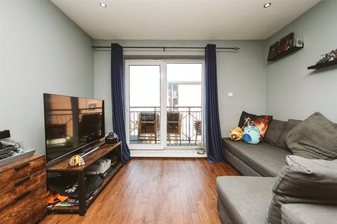 undefined, Waterloo Road, Liverpool, Merseyside, L3