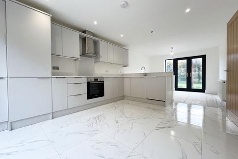 4 bedroom detached house for sale, Meadow View, Graig Penllyn, Cowbridge, The Vale of Glamorgan CF71 7RT