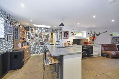 undefined, Mead Road, Cranleigh.