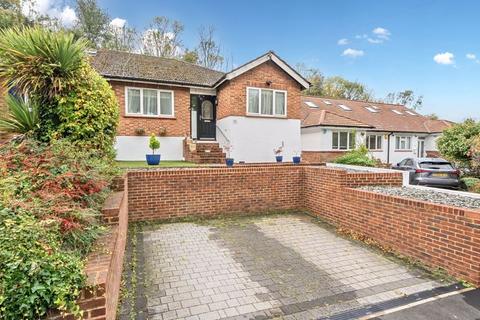 undefined, Mead Way, Coulsdon