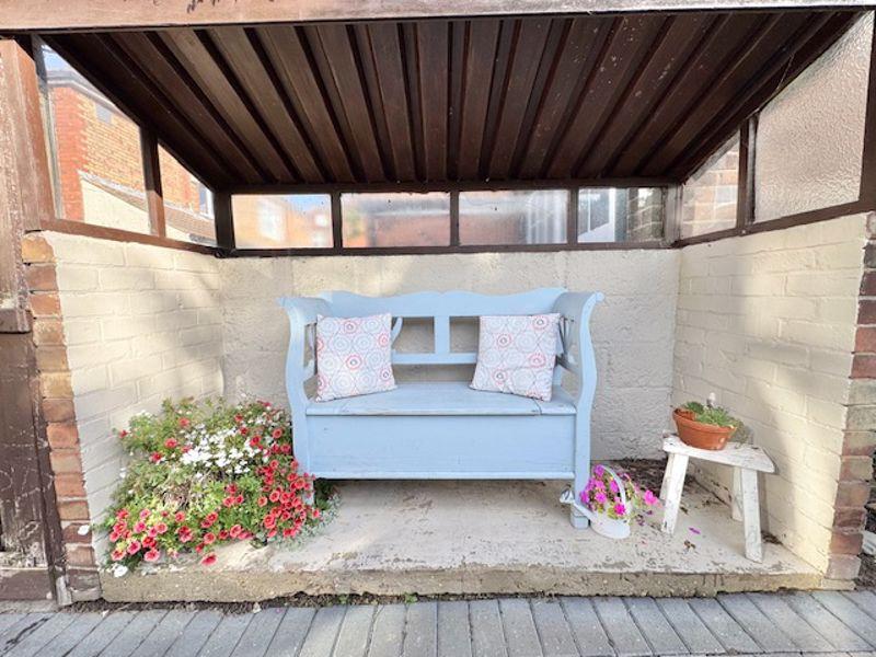 Garden love seat