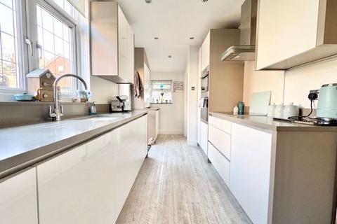 3 bedroom semi-detached house for sale, CLEE ROAD, CLEETHORPES
