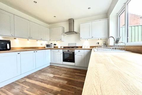 2 Cookesley Close, Birmingham, B43 7LD