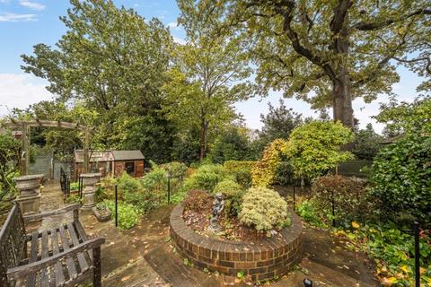 undefined, Mercers, Hawkhurst