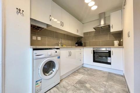 undefined, Avondale Square, SE1