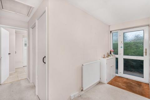 undefined, St. Annes Road, Banbury - No onward chain