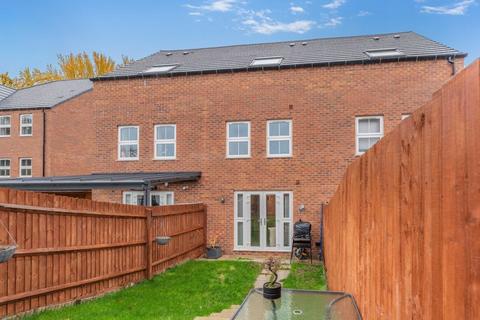 undefined, Lock Drive, Banbury - NO ONWARD CHAIN