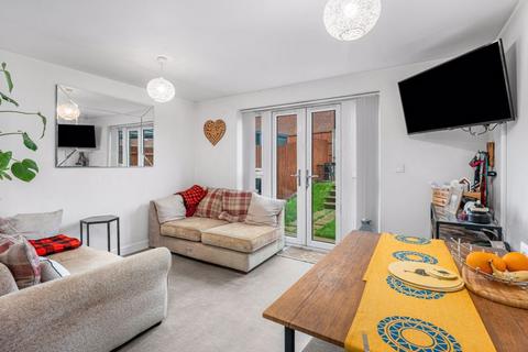 undefined, Lock Drive, Banbury - NO ONWARD CHAIN