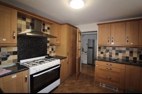 undefined, Room in Cadman Drive, Priorslee, Telford