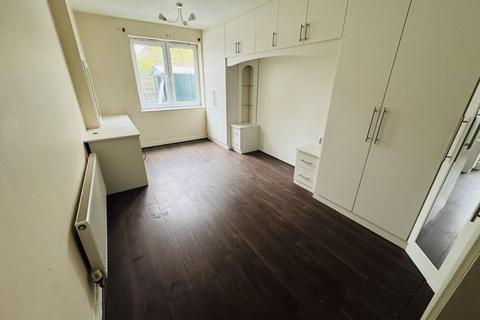 undefined, Taywood Road, Northolt