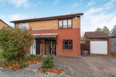 undefined, Fairford Crescent, Milton Keynes