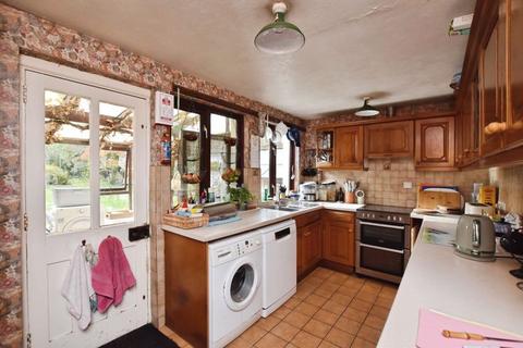 4 bedroom detached house for sale, Middleton Road, Winterslow                   *VIDEO TOUR*