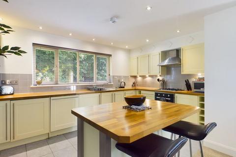 2 bedroom house for sale, Carnon Downs, Truro - Delightful cottage