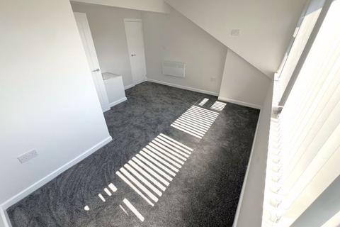 undefined, Flat 3, Strathrmore Drive, Harehills, LS9 6AB