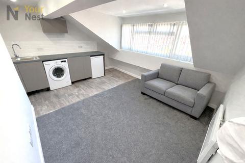 undefined, Flat 3, Strathrmore Drive, Harehills, LS9 6AB