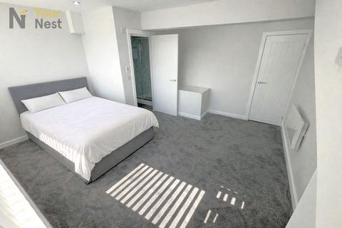 undefined, Flat 3, Strathrmore Drive, Harehills, LS9 6AB