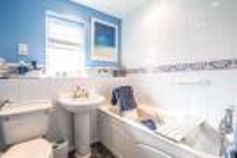 5 bedroom detached house for sale, Island Way East, St. Mary's Island, Chatham Maritime