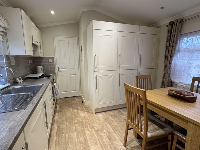 Kitchen/ Diner