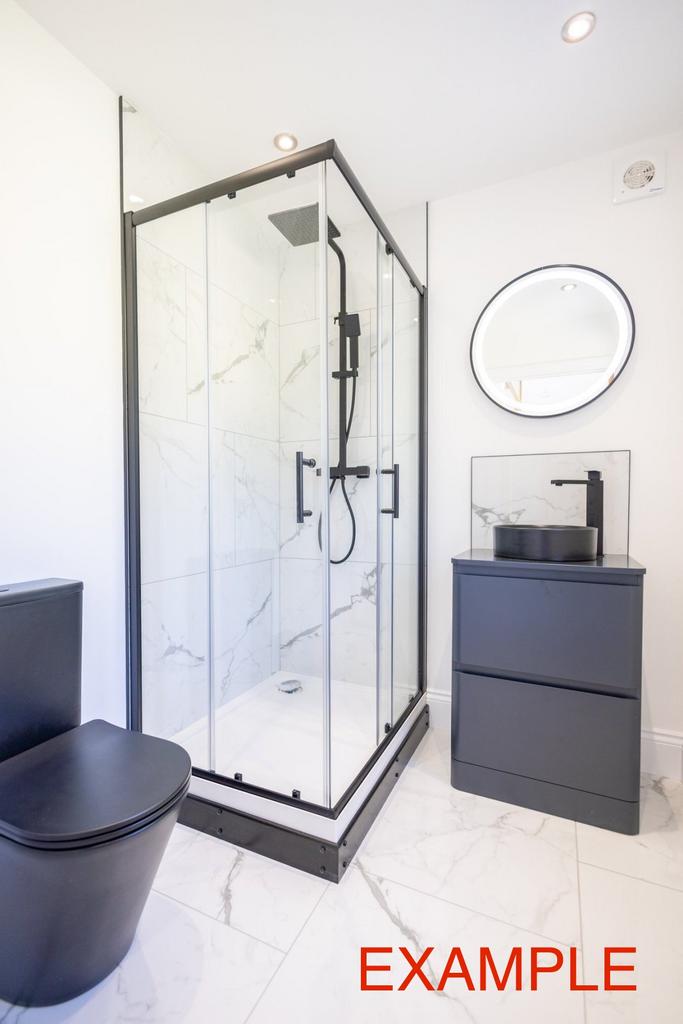 En suite to bedroom 1