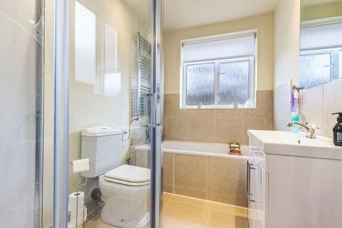 undefined, Ridgeview Road, London N20