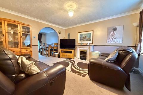 3 bedroom semi-detached house for sale, Horsecroft Drive, Squires Croft, Wigmore, West Bromwich, West Midlands, B71 3TE