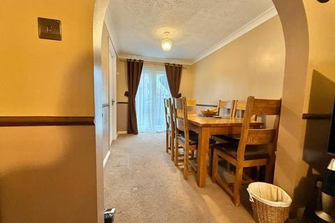 3 bedroom semi-detached house for sale, Horsecroft Drive, Squires Croft, Wigmore, West Bromwich, West Midlands, B71 3TE