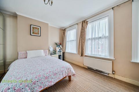 3 bedroom semi-detached house for sale, Cranbrook Road, Thornton Heath, CR7