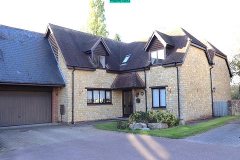 5 bedroom link detached house for sale, Thornborough, Buckingham, MK18