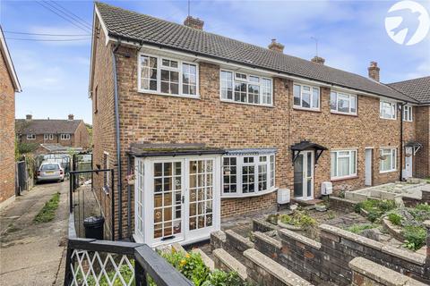 3 bedroom end of terrace house for sale, Fens Way, Hextable, Kent, BR8