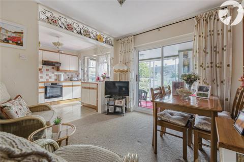 3 bedroom end of terrace house for sale, Fens Way, Hextable, Kent, BR8