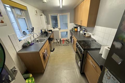 undefined, Clarence Street, Southall, UB2