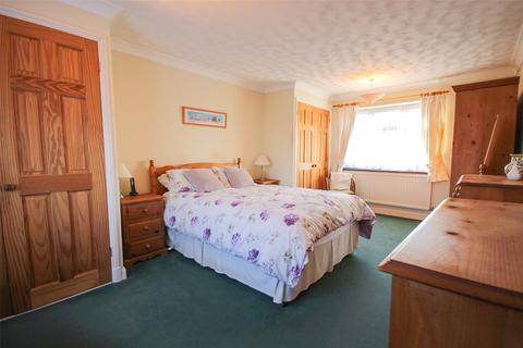 4 bedroom semi-detached house for sale, Bedford Road, Wootton, Bedford, Bedfordshire, MK43