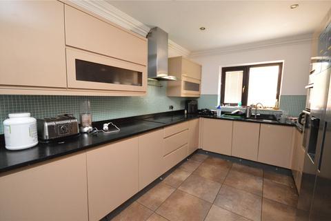 3 bedroom detached house for sale, Lock Fall House, Thwaite Lane, Leeds, West Yorkshire