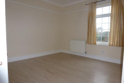 3 bedroom terraced house to rent, Hough Lane, Wombwell, Barnsley
