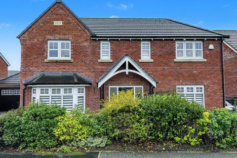 4 bedroom detached house for sale, Meadow Drive, Preston