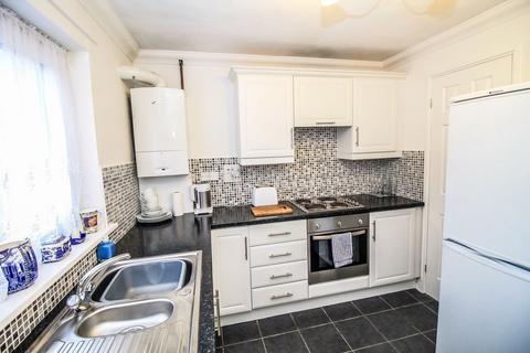 2 bedroom flat for sale, Rickleton Village Centre, Rickleton, Washington, NE38