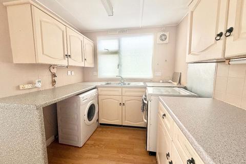 1 bedroom park home for sale, Kings Park, Canvey Island
