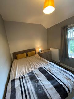 undefined, Grangefield Avenue, Room 4