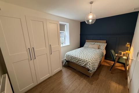 undefined, Kamran House Flat 2 Room 6