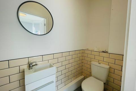 undefined, Room 1, Broughton Avenue