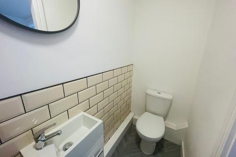 undefined, Room 2, Broughton Avenue