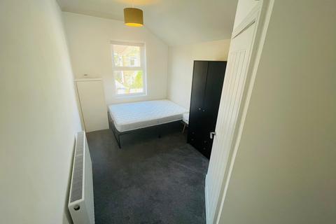 undefined, Room 3, Broughton Avenue