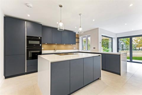 4 bedroom detached house for sale, Chiltern Road, Marlow, Buckinghamshire, SL7