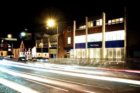 Office to rent, Park St Guildford GU1 4XB