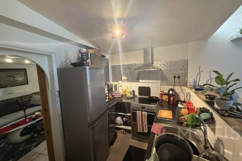 Retail property (high street) for sale, 83 Cheriton High St Folkestone CT19 4HE