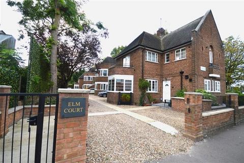 2 bedroom flat to rent, Elm Court, Albert Road South, Watford