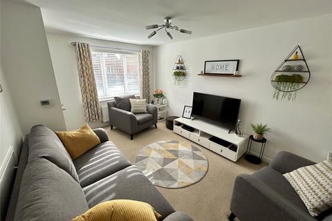 17 Mackeson Drive, Ashton-under-lyne, OL6 8EP