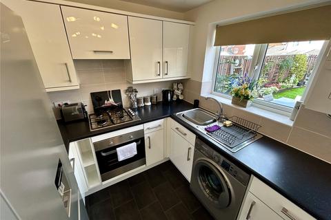 17 Mackeson Drive, Ashton-under-lyne, OL6 8EP