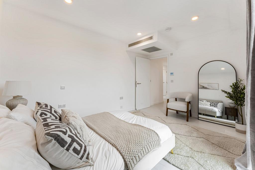Picture No. 06