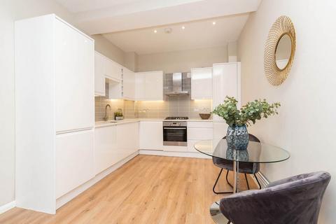 1 bedroom apartment to rent, E8